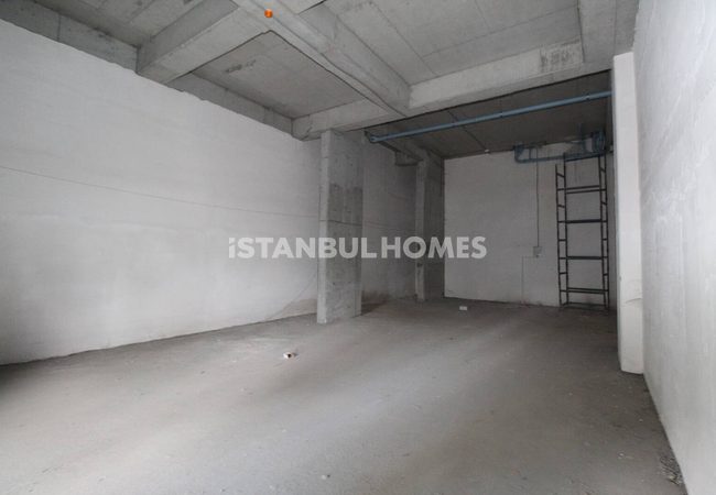 Esenyurt'ta Aktif Konumda Lüks Site İçinde Satılık Dükkanlar 9