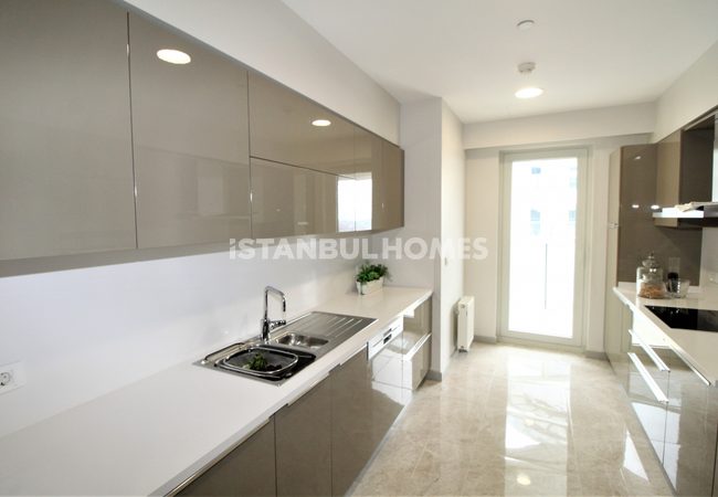 Spacieux Appartements À Umraniye Avec Riches Fonctionnalités 20