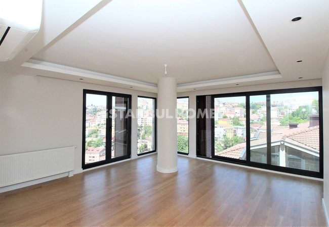 Appartements Privilégiés En Complexe Avec Piscine À Istanbul 16