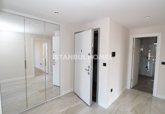 Appartements Privilégiés En Complexe Avec Piscine À Istanbul 27