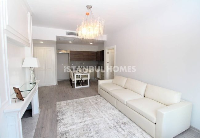 Kadıköy'de Zengin Sosyal Alanlı Sitede Denize Yakın Daireler 13