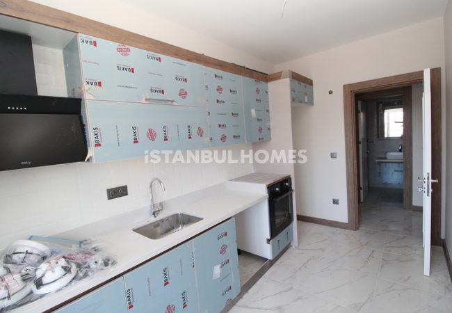 Immobilien In Einer Anlage Mit Pools In Istanbul Silivri 21