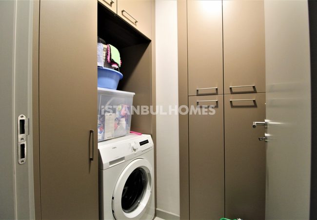 Apartment in a Complex with Rich Facilities in ümraniye 28