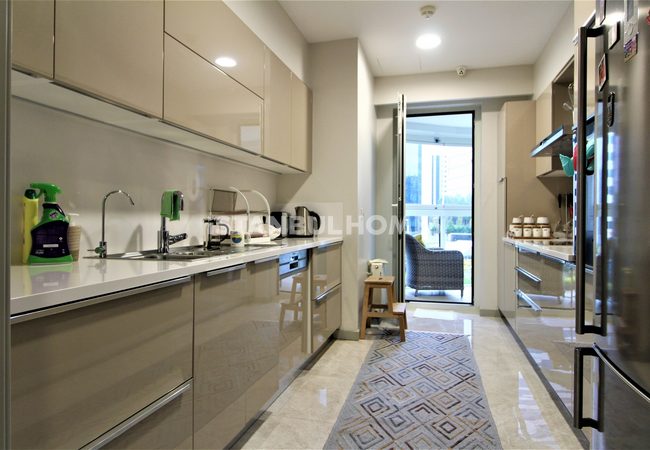 Apartment in a Complex with Rich Facilities in ümraniye 17