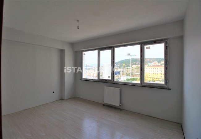 New 1+1 Apartment Near Aydos Forest in Kartal Istanbul 4