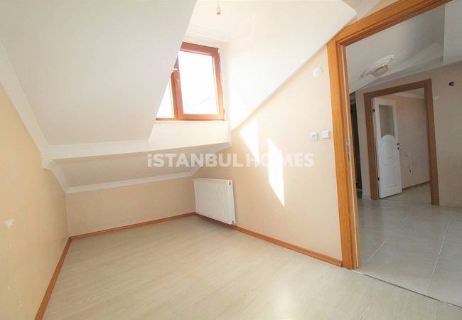 Appartement Duplex Près De Nouvelle Ligne De Métro À Arnavutkoy 15