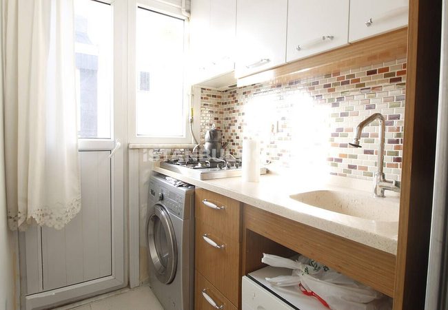 Centrally Located One-bedroom Apartment for Sale in Uskudar 7