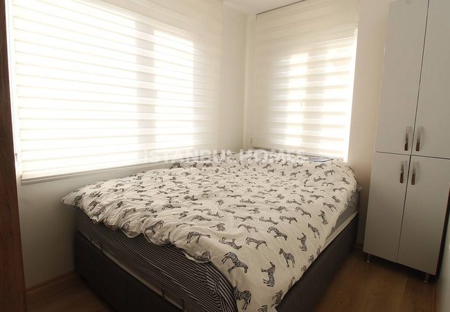 Centrally Located One-bedroom Apartment for Sale in Uskudar 9