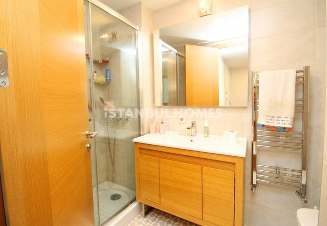 ملک دوبلکس نزدیک به جاده اصلی و مترو در کادیکوی 30