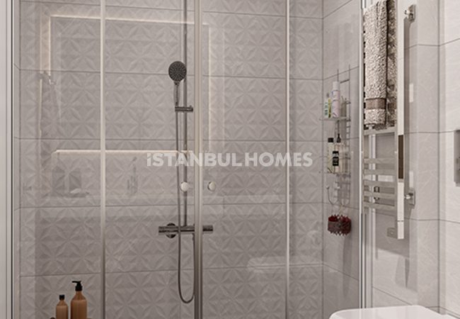 Spacious Apartments in a Secure Complex in Bahcelievler 8