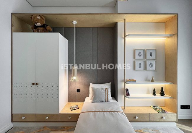 Spacious Real Estate with Forest View in Kağıthane Istanbul 16