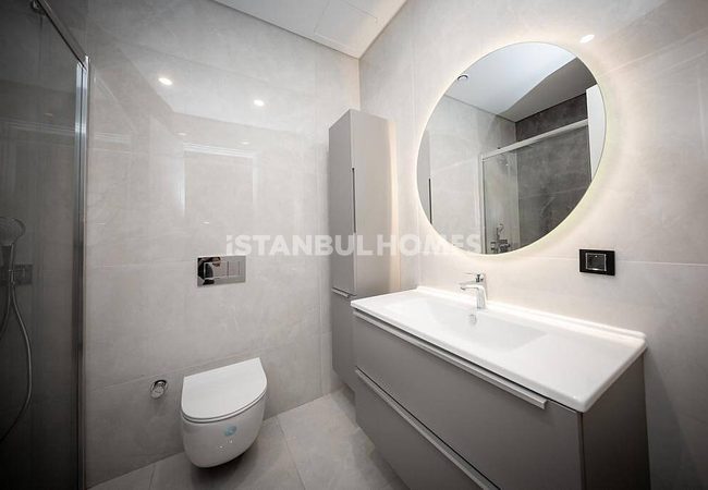 Spacious Real Estate with Forest View in Kağıthane Istanbul 21