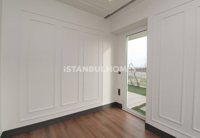 Villas with Garden and Terrace in Basaksehir Istanbul 31