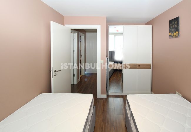 İstanbul Zeytinburnu'nda Prestijli Sitede Kullanışlı Daire 18