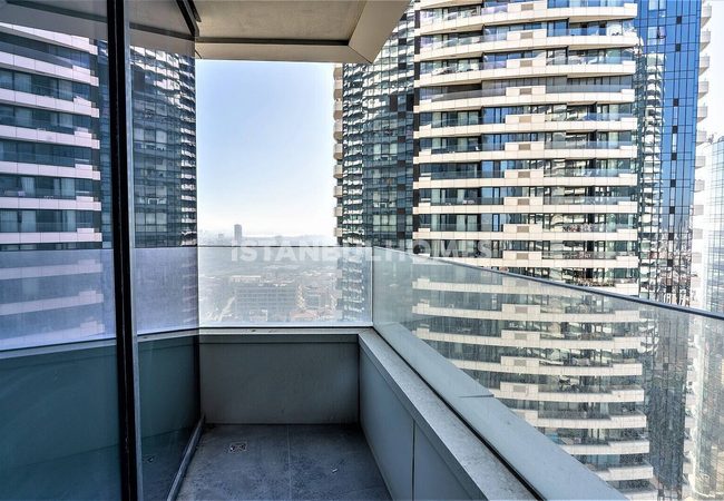 Immobiliers Résidentiels Avec Terrasse Et Balcon À Istanbul 25