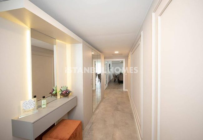 Flats with En-suite Bathroom and Balcony in Avcilar Istanbul 3