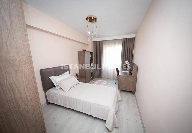 Flats with En-suite Bathroom and Balcony in Avcilar Istanbul 13