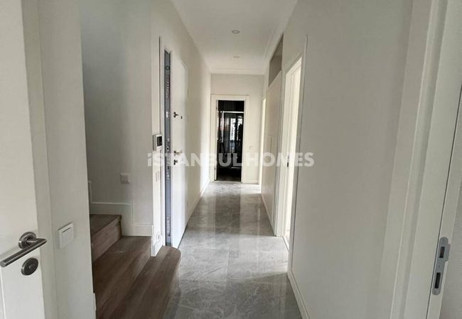 Duplex-wohnung Mit Geräumigen Interieurs In Besiktas 7