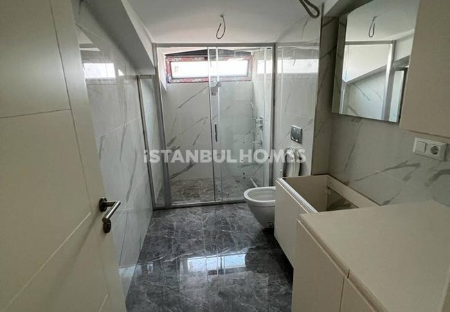 Duplex-wohnung Mit Geräumigen Interieurs In Besiktas 12