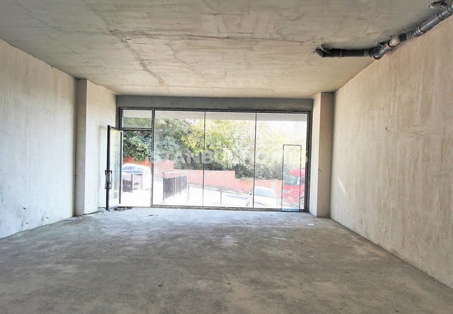 Commercial Properties on the Main Street in Istanbul Eyup 6