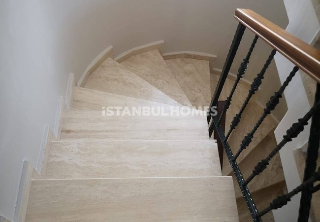 Maison Dans Un Projet Avec Piscines À Sariyer Istanbul 23