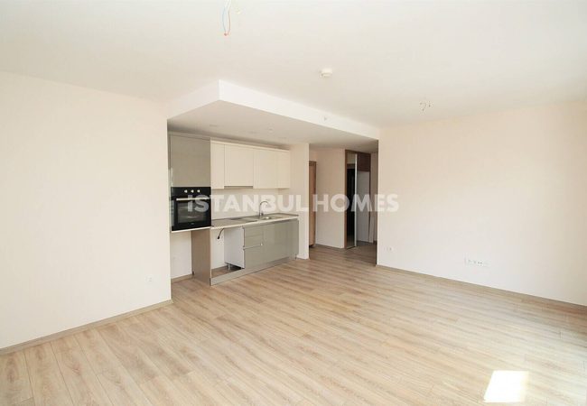 1-bedroom Flat in a Complex Near the Metrobus Stop in Kagithane 2