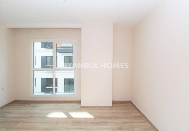 1-bedroom Flat in a Complex Near the Metrobus Stop in Kagithane 7