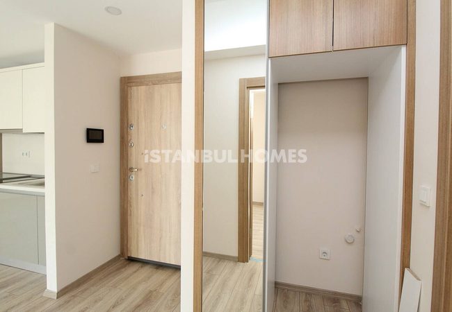 1-bedroom Flat in a Complex Near the Metrobus Stop in Kagithane 9