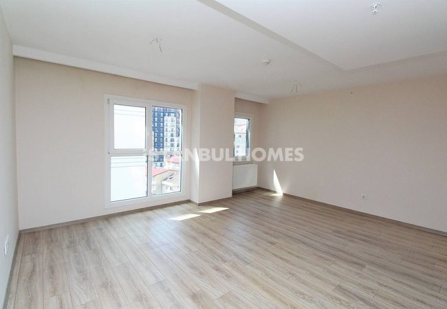 1-bedroom Flat in a Complex Near the Metrobus Stop in Kagithane 5