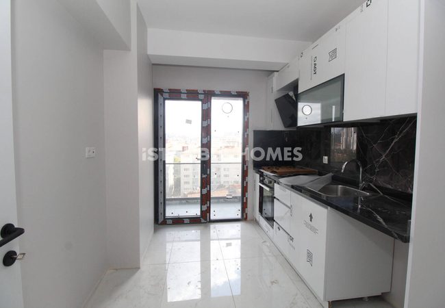 İstanbul Eyüpsultan’da Havuzlu Sitede Modern Daireler 11