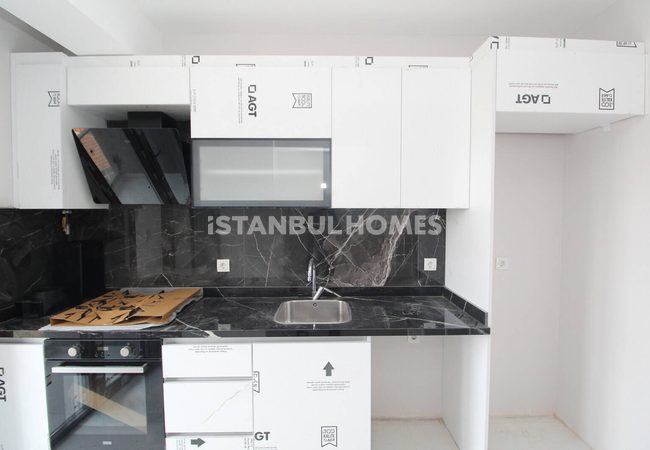 İstanbul Eyüpsultan’da Havuzlu Sitede Modern Daireler 12