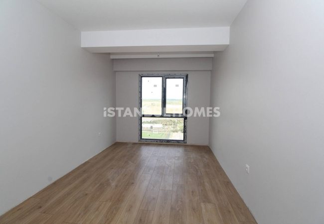 İstanbul Eyüpsultan’da Havuzlu Sitede Modern Daireler 13