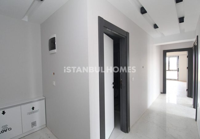 İstanbul Eyüpsultan’da Havuzlu Sitede Modern Daireler 18