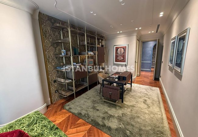 Flats in Luxury Project with Views on 3 Bridges in Istanbul Sariyer 17