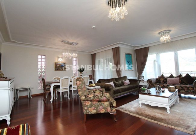 Villa Mit Waldblick In Einem Luxuskomplex In Zekeriyakoy, Istanbul 8
