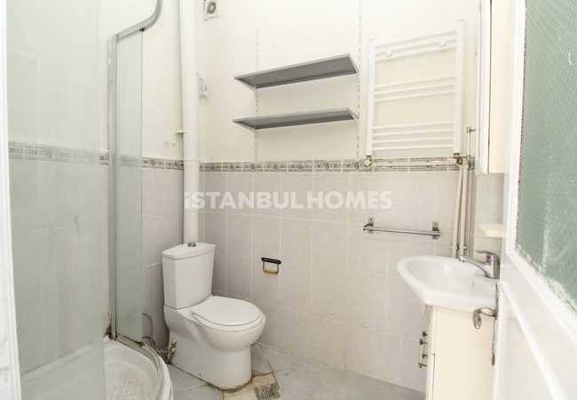 Investment Property with Sea Views in Balat Fatih 21