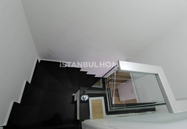 伊斯坦布尔西斯里 (sisli ) 安全建筑群中带家具的复式公寓 21