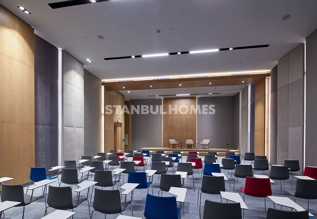 Bureaux Exceptionnels À Garantie De Location À Maltepe 11