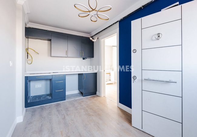Key-ready Whole Building in Fatih 100 M From Arterial Road 11