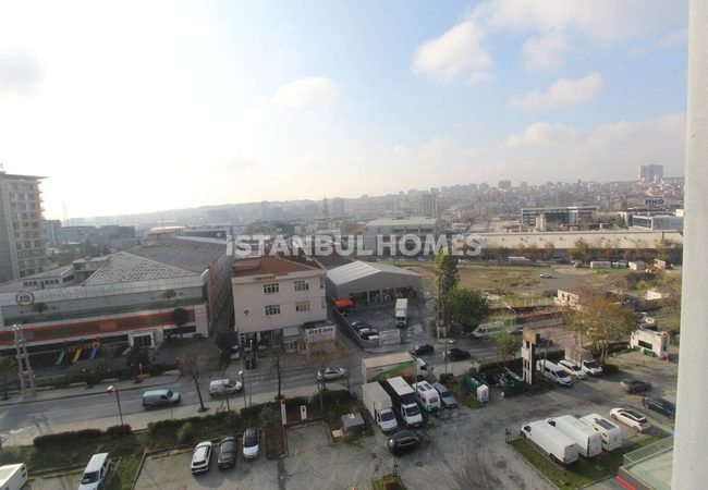 Propriété Sur La Route De Basin Ekspres À Bagcilar Istanbul 17