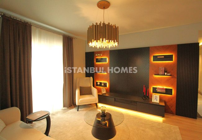 Immobilien Mit Seeblick In Der Nähe Der Hauptstraße In Istanbul 9