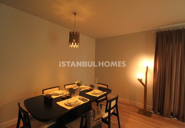 Immobilien Mit Seeblick In Der Nähe Der Hauptstraße In Istanbul 10