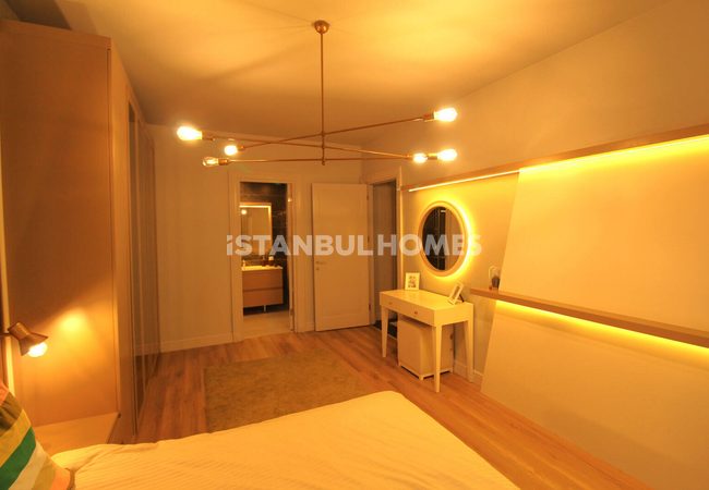 Immobilien Mit Seeblick In Der Nähe Der Hauptstraße In Istanbul 15