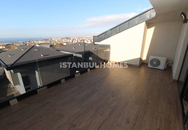 Spacieuses Maisons Triplex Près De La Mer À Istanbul Beylikduzu 25