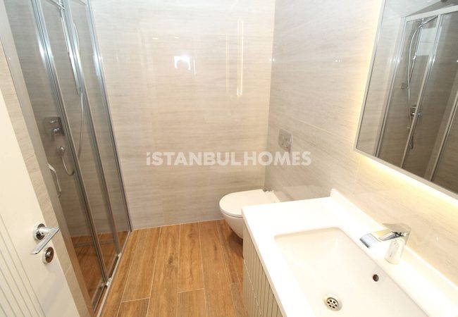Spacieuses Maisons Triplex Près De La Mer À Istanbul Beylikduzu 13