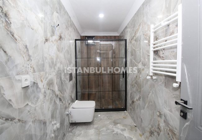 Duplex Apartment Near the Main Road in Bayrampasa Istanbul 13