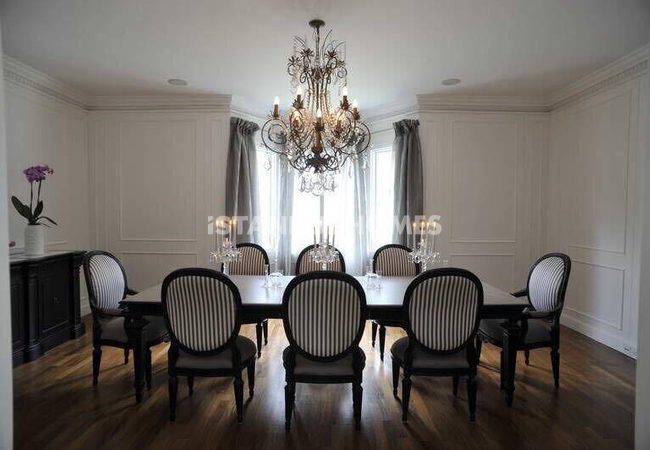 قصر بمساحات استخدام كبيرة في أيوب سلطان اسطنبول 11
