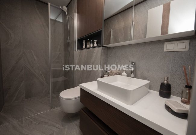 İstanbul Zeytinburnu'nda Geniş Kullanım Alanı Sunan Daireler 22