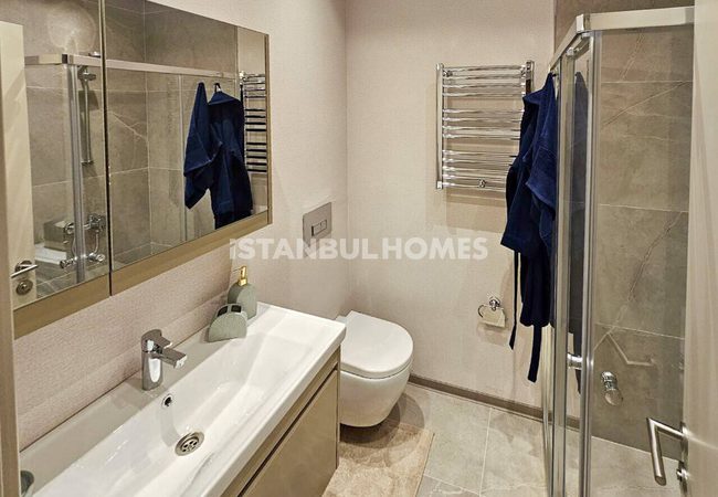 İstanbul Küçükçekmece'de Havuzlu Sitede Satılık Daireler 18