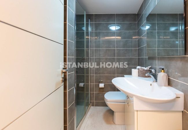 Detached Sea-view House with Pool in Istanbul Sariyer 19